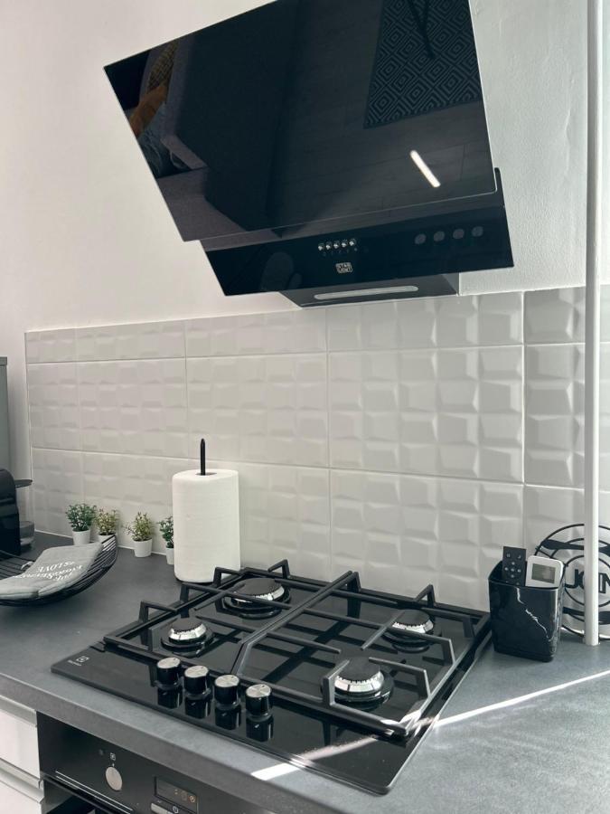 Sophie'S Urban Nest Appartement Miskolc Buitenkant foto