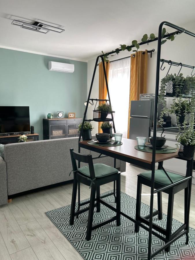 Sophie'S Urban Nest Appartement Miskolc Buitenkant foto