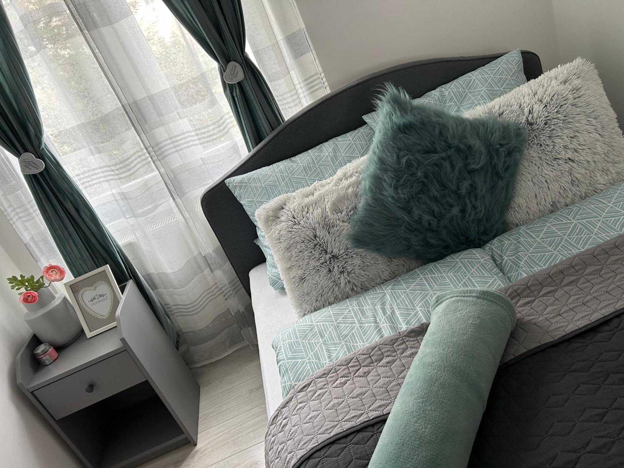 Sophie'S Urban Nest Appartement Miskolc Buitenkant foto